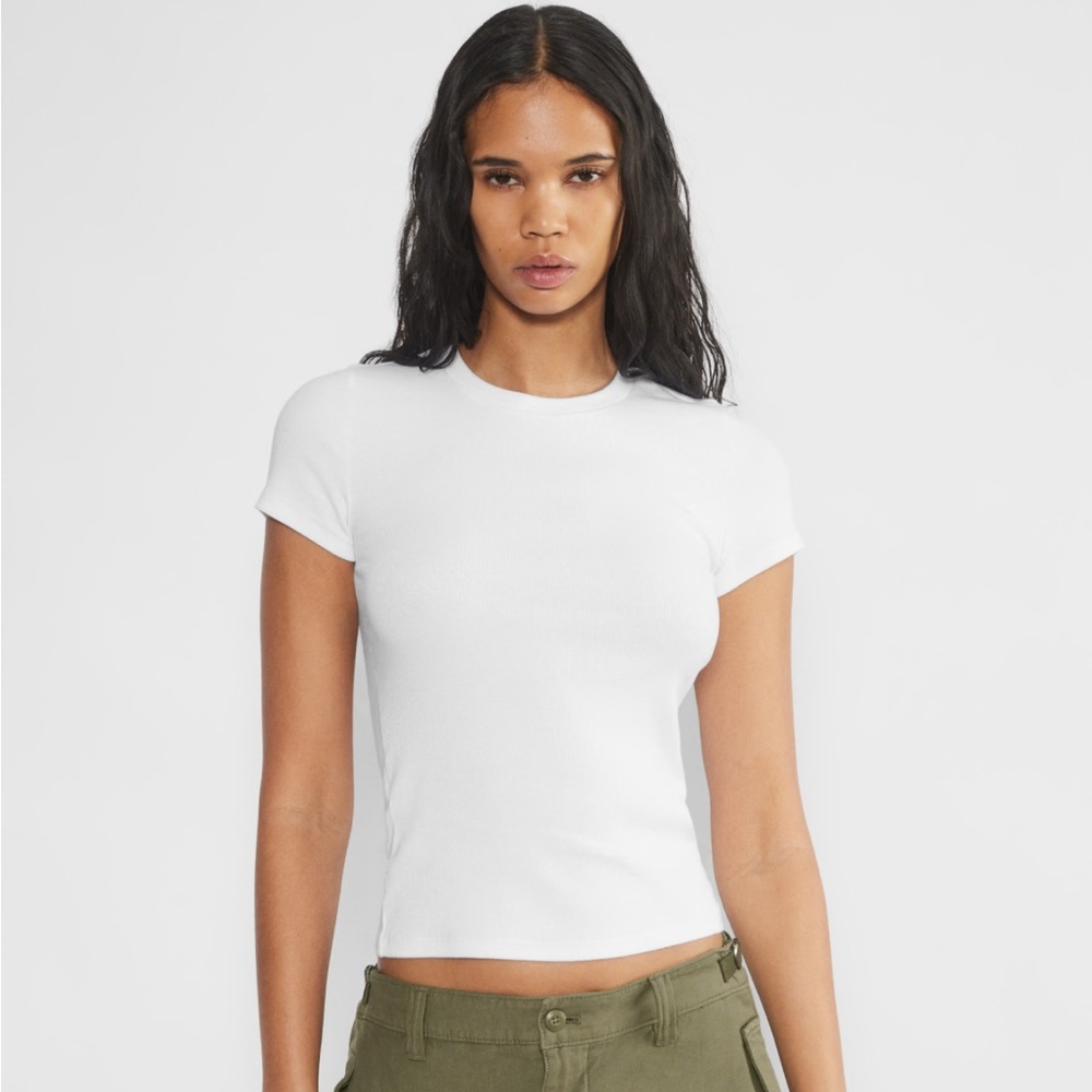 NWT ARITZIA TNA HOMESTRETCH TSHIRT MEDIUM